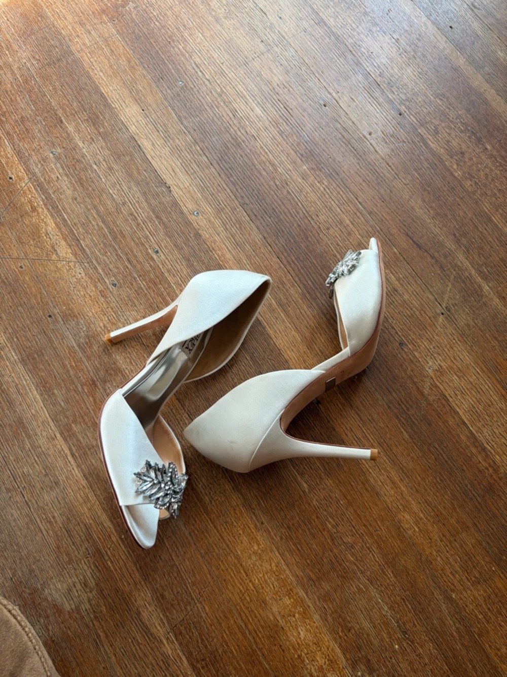 Badgley Mischka Ivory Satin Peep-Toe Heels with Crystal Brooch